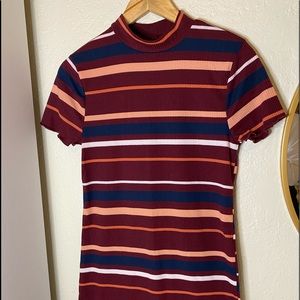 dress size L without details excellent color never worn